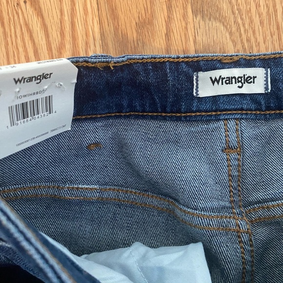 NWT Wrangler Westward, Dusty Dark High Rise Bootcut Jeans - Picture 7 of 8